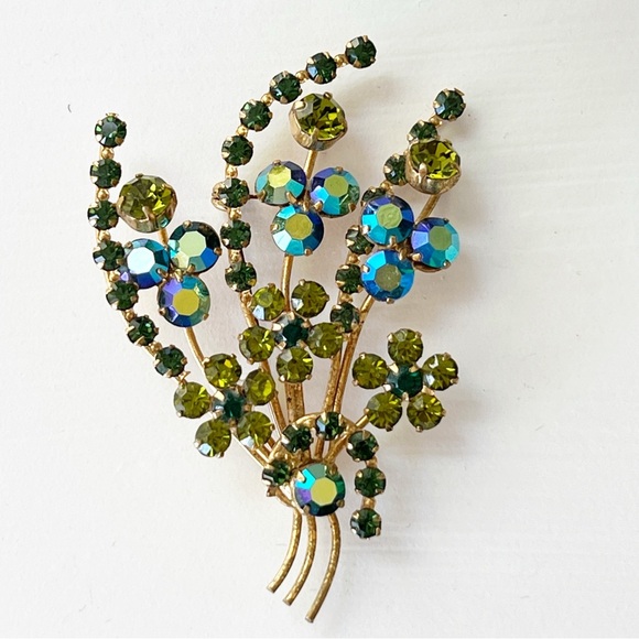 Vintage Rhinestone Crystal Brooch Stamped Austria Mid Century Gold Tone Floral - Picture 1 of 8